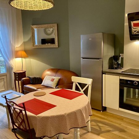 La Maison Virginie: Charming Central Stay with Lake Views Montargis Exterior photo